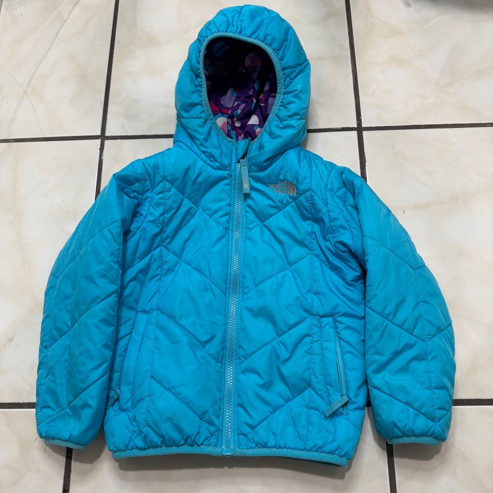 Girls North Face irreversible puffer jacket
